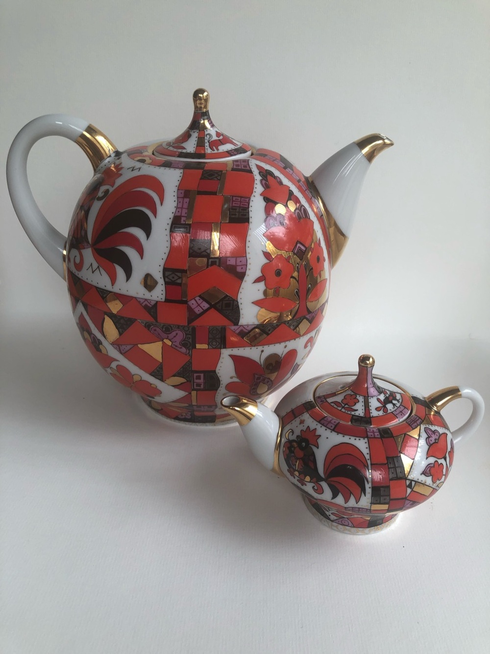 RARE Vintage USSR Lomonosov LFZ Porcelain "Red Horse" Large Teaset 2pc
